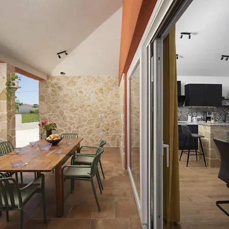 Villa Martha Near Pula