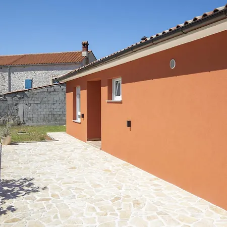 Villa Martha Near Pula