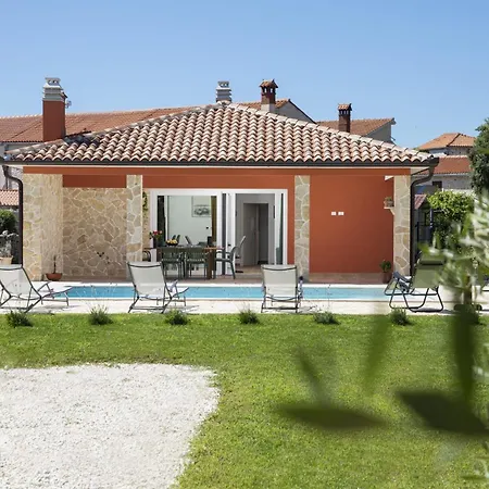 Villa Martha Near Pula